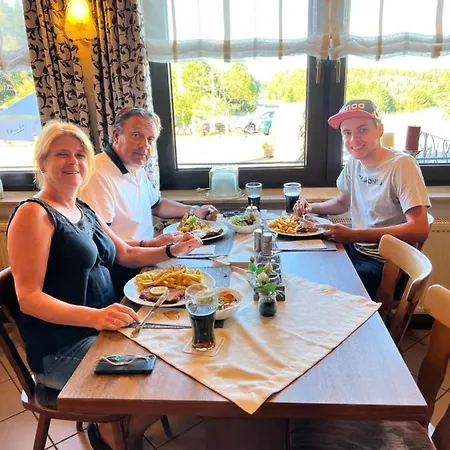 Hotel Hubertus 3*