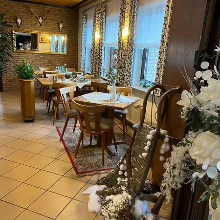 فندق Hubertus 3*