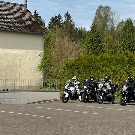 Hubertus 3*